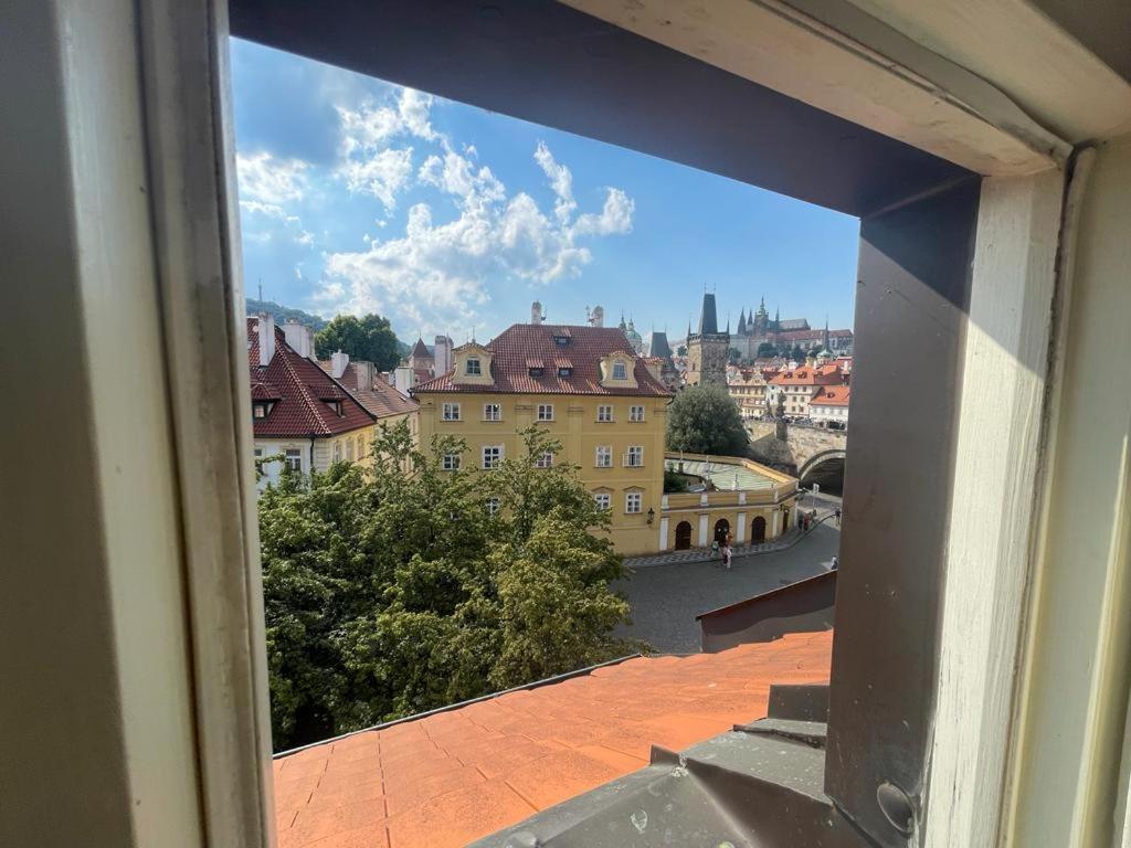River View Residence By Charles Bridge Prága Kültér fotó